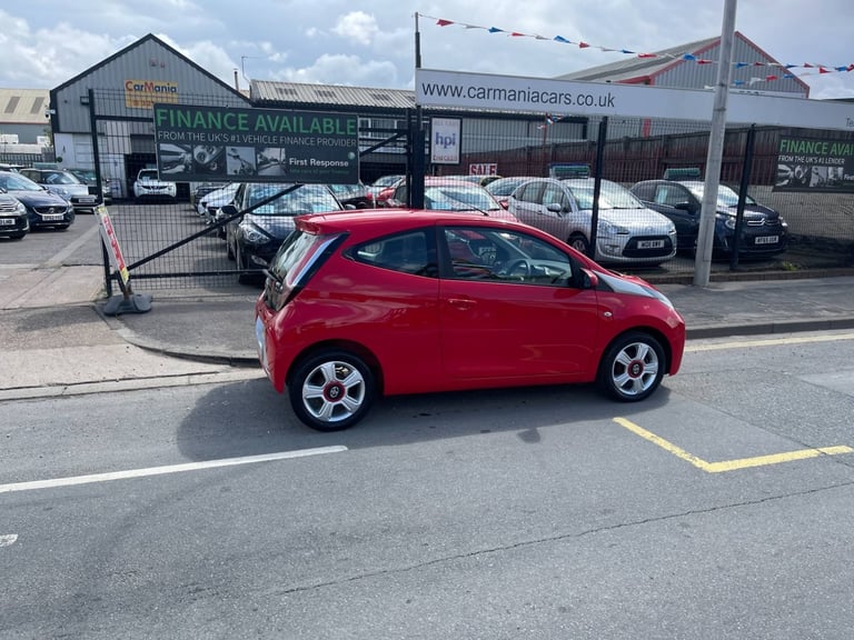 2014 Toyota AYGO 1.0 VVT-i X-Play 3dr ONLY £20 ROAD TAX PA  *WAS £5695 SAVE £1200 NOW £4495* HATC...
