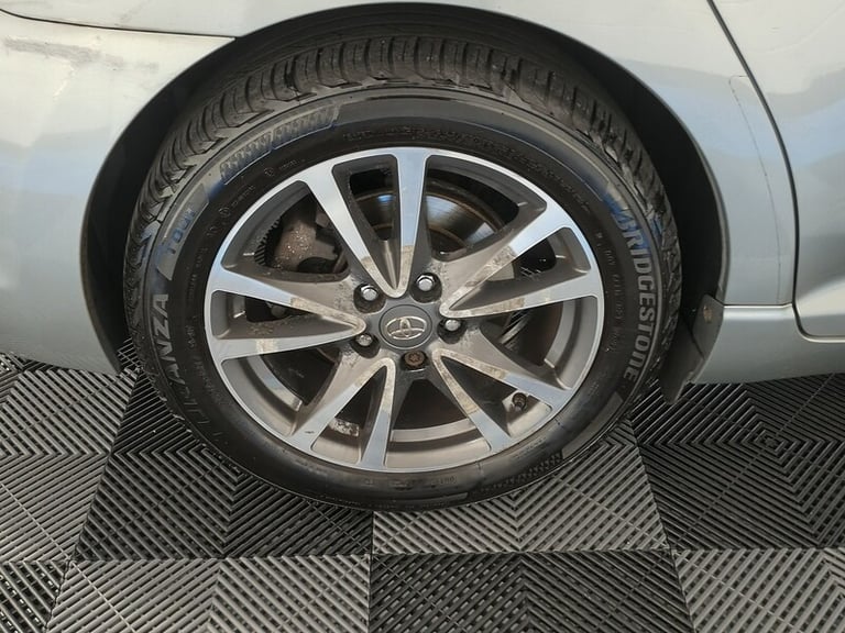 2014 Toyota Avensis D-4D Icon Business Edition Saloon Diesel Manual