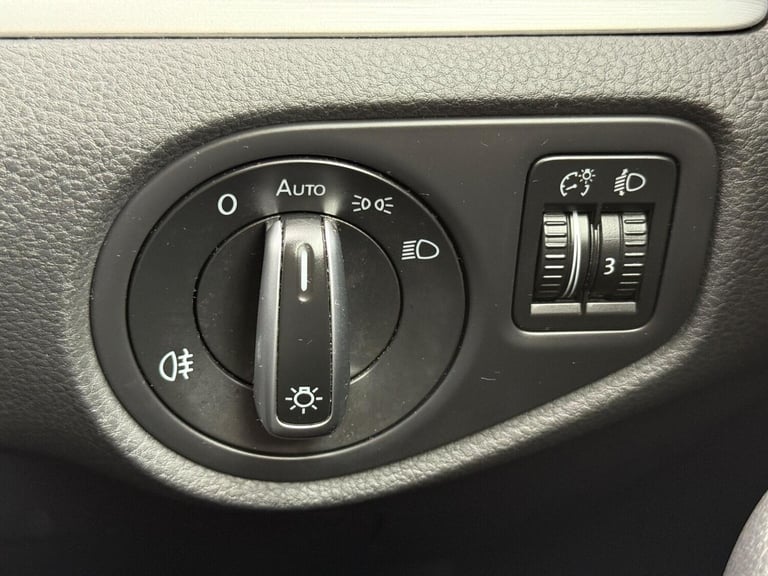 VOLKSWAGEN SHARAN 2.0 TDI SE DSG Euro 6 (s/s) 5dr 2019