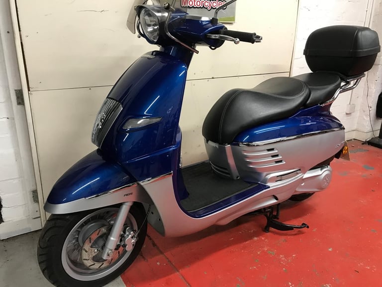 Peugeot Django 125i Scooter