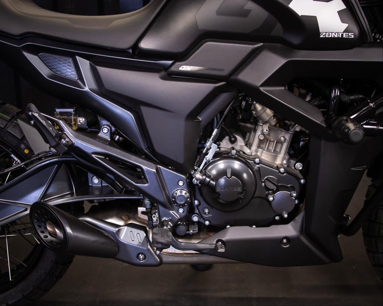 2025 Zontes ZT125-GK BRAND NEW 125cc SPORTS CAFE COMMUTER FROM ROAD AND TRIALS