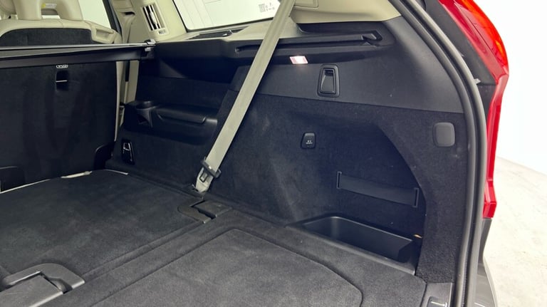 2024 Volvo XC90 Plus, B5 AWD Mild hybrid, Petrol, Dark, 7 Seats (Blond Leather, BLIS) Estate Petr...