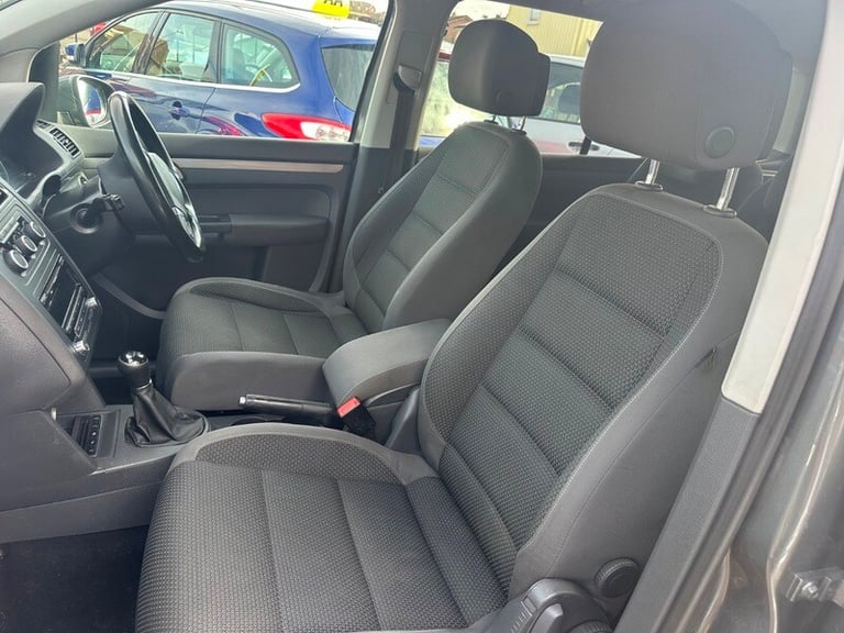 Volkswagen Touran SE TDI BLUEMOTION TECHNOLOGY