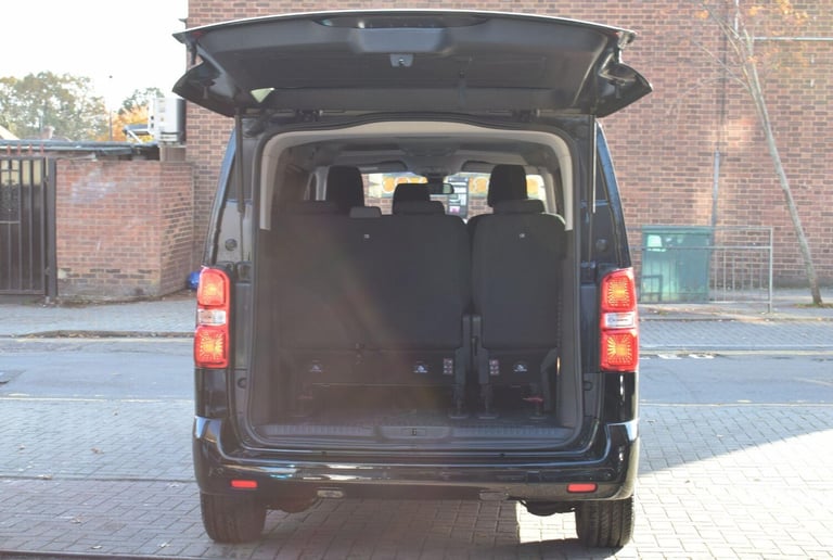 2022 Toyota PROACE CITY Verso 1.5D Shuttle Medium MPV MWB Euro 6 (s/s) 5dr (9 Seat) MPV Diesel Ma...