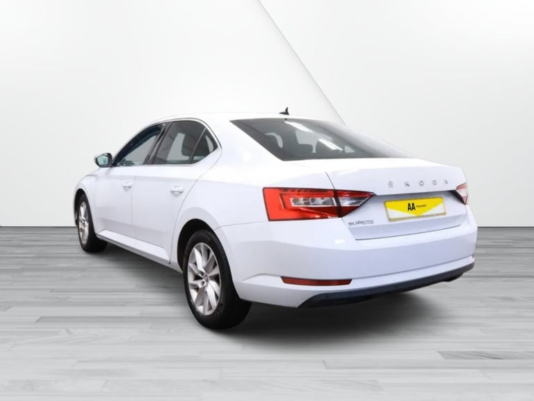 2022 Skoda Superb 2.0 TDI SE Technology Hatchback 5dr Diesel DSG Euro 6 (s/s) (150 ps) 1 FORM Hat...