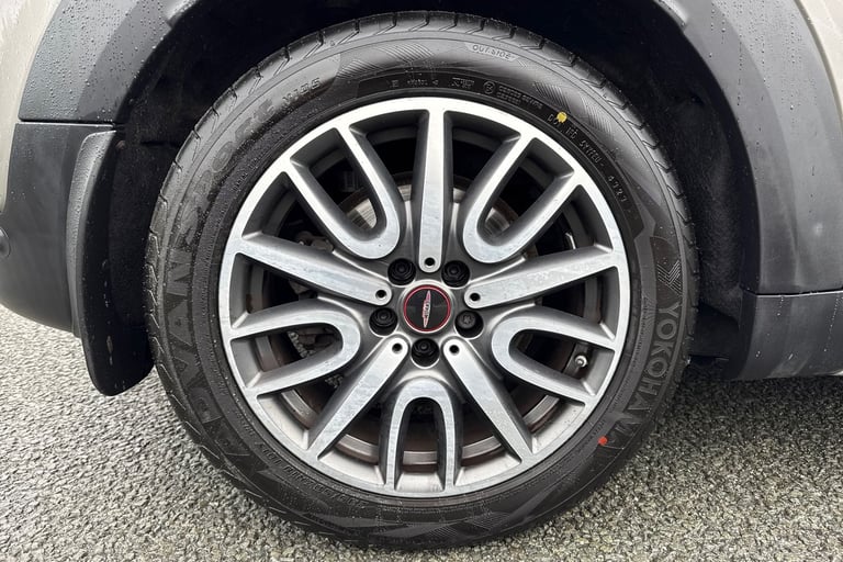 2019 MINI Countryman 1.5 7.6kWh Cooper SE Auto ALL4 Euro 6 (s/s) 5dr SUV PETROL/ELECTRIC Automatic