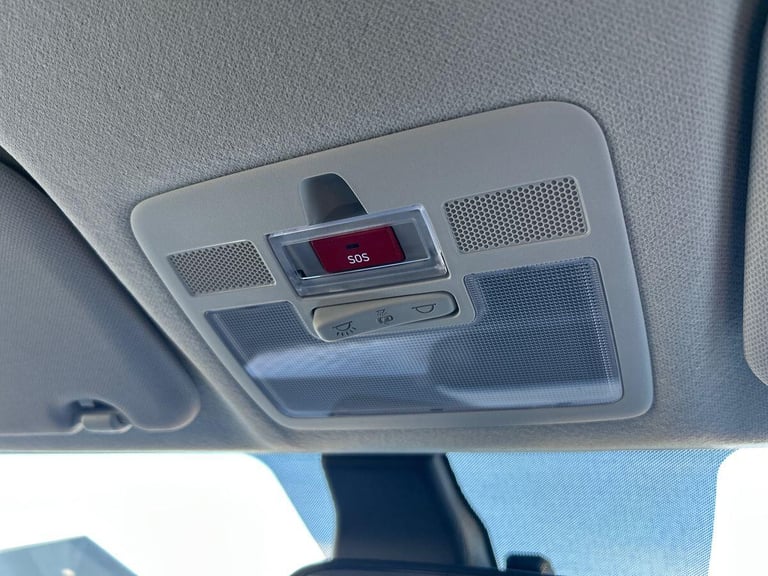 2024 Hyundai i10 1.0 Premium Hatchback 5dr Petrol Auto Euro 6 (s/s) (63 ps) Hatchback PETROL Auto...