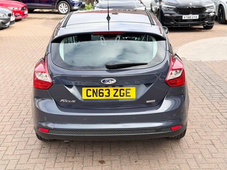 2013 Ford Focus 1.6 TDCi Zetec Hatchback 5dr Diesel Manual Euro 5 (s/s) (115 ps) Hatchback Diesel...