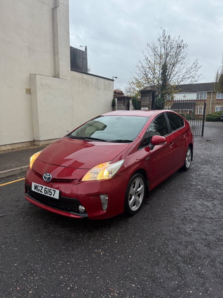 2012 TOYOTA PRIUS T4 1.8 HYBRID AUTOMATIC UK MODEL FULL LOADED SPEC 