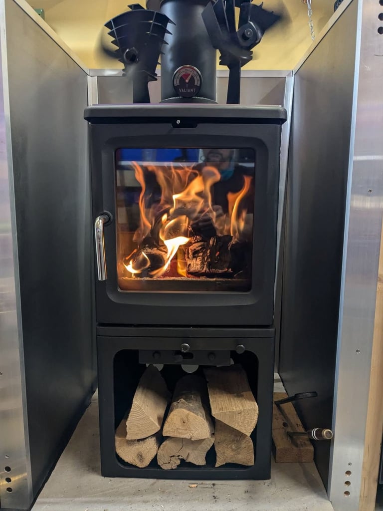Saltfire Stoves, Peanut 5, Tall. 5.0kw wood stove, excellent condition!