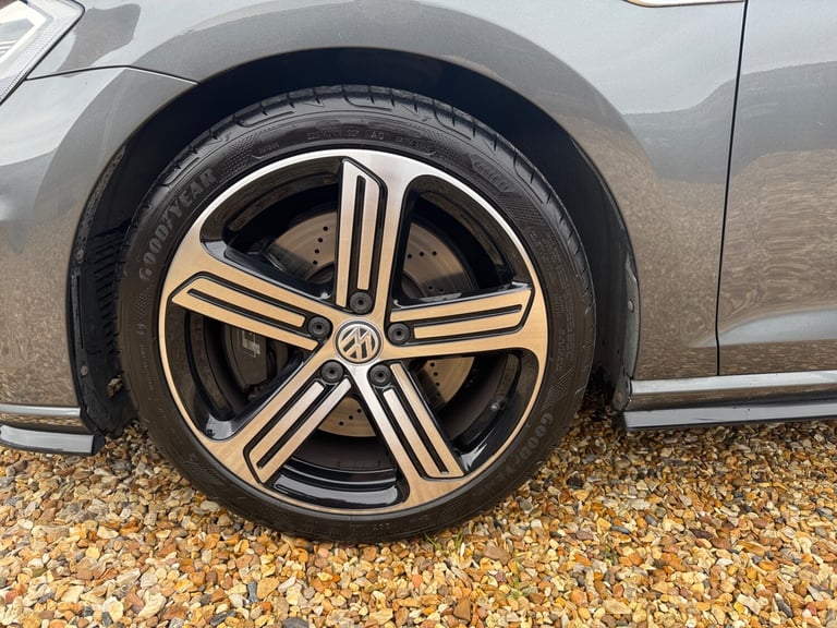 2018 Volkswagen Golf 2.0 TSI 310 R 5dr 4MOTION DSG HATCHBACK Petrol Automatic