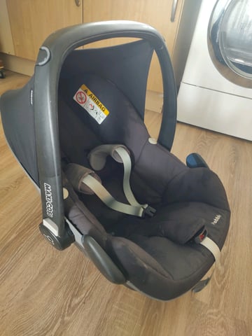 Maxi cosi car seat hotsell washing machine