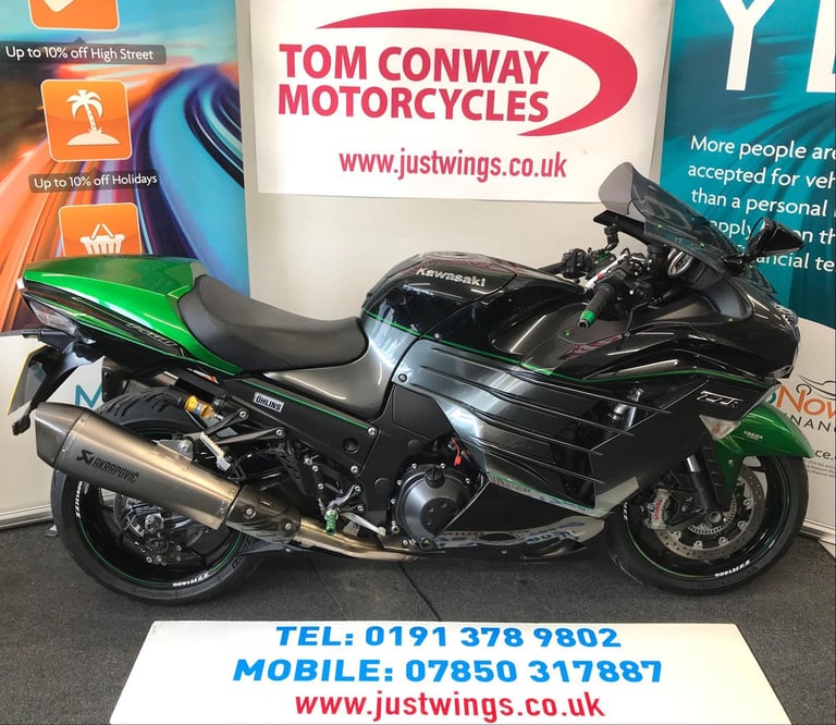 image for KAWASAKI ZZR1400 PERFORMANCE SPORT, 2019(19), 1 OWNER, 13,739 ,MILES