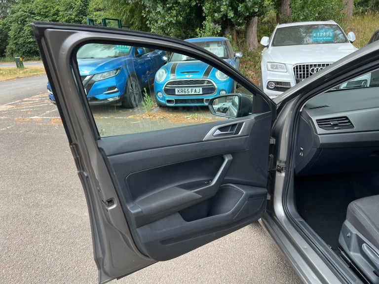 VOLKSWAGEN POLO 1.0 TSI 
