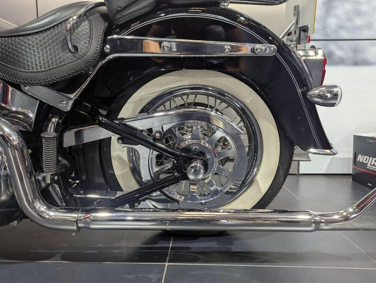 2013 Harley-Davidson Softail 1690 FLSTN Deluxe