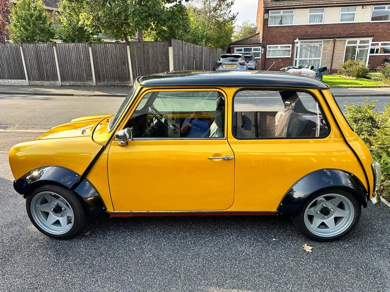 Mini cooper 1380 .