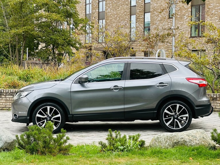 2014 Nissan Qashqai 1.5 dCi Tekna 5dr Diesel