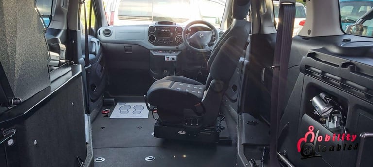 CITROEN BERLINGO 1.6 e-HDi XTR Driver Transfer &amp;/or Up Front Wheelchair Access