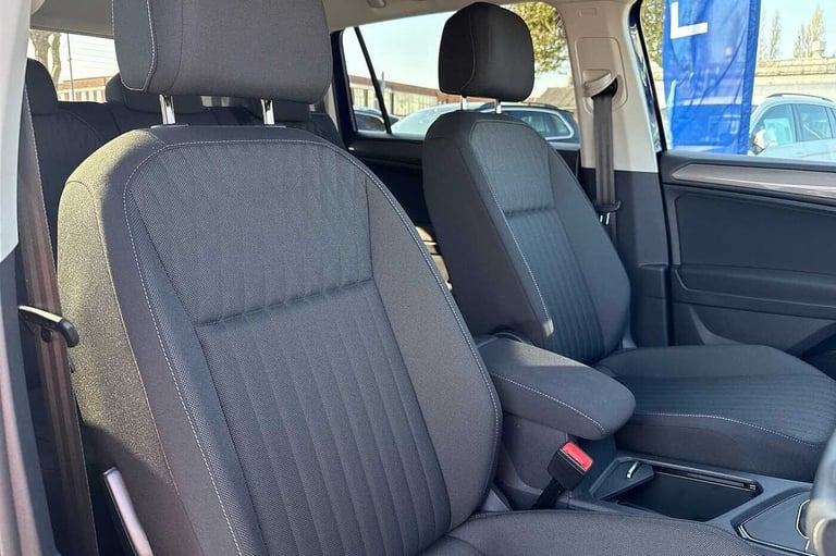 2025 Volkswagen Tiguan 1.5 TSI Life 5dr DSG SUV Petrol Automatic