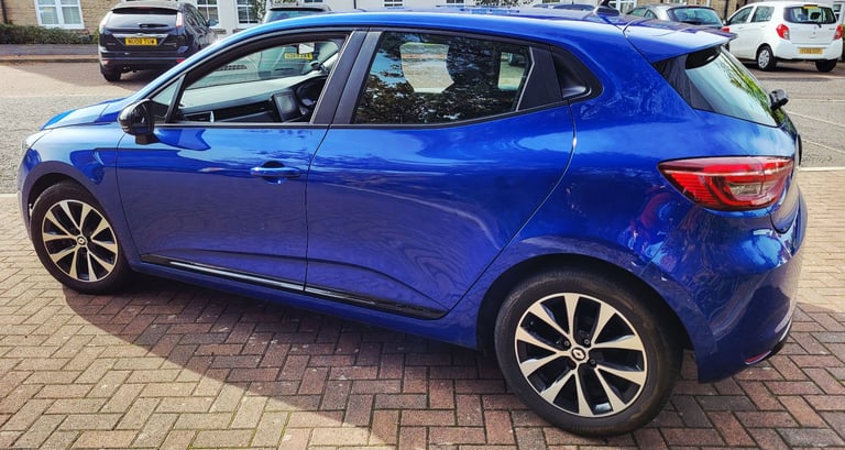 2023 Renault Clio E-TECH Hybrid 