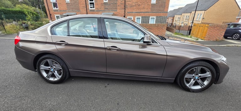 2012 BMW 3 Series 320i Modern 4dr SALOON Petrol Manual