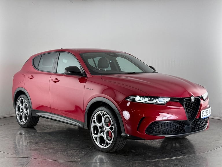 image for  Alfa Romeo Tonale 1.3 VGT 15.5kWh Veloce Auto Q4 AWD Euro 6 5dr Petrol/Electric Hybrid Automatic