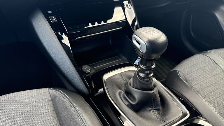 2023 Peugeot 208 1.2 PureTech 100 Allure Premium + 5dr Petrol Hatchback Hatchback Petrol Manual
