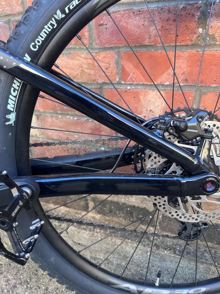 Orbea rise h30 electric mountain bike duel suspension £2700