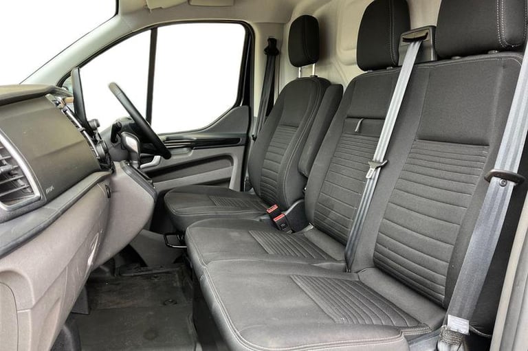 2023 Ford Transit Custom 2.0 EcoBlue 170ps Low Roof Limited Van Auto PANEL VAN DIESEL Automatic