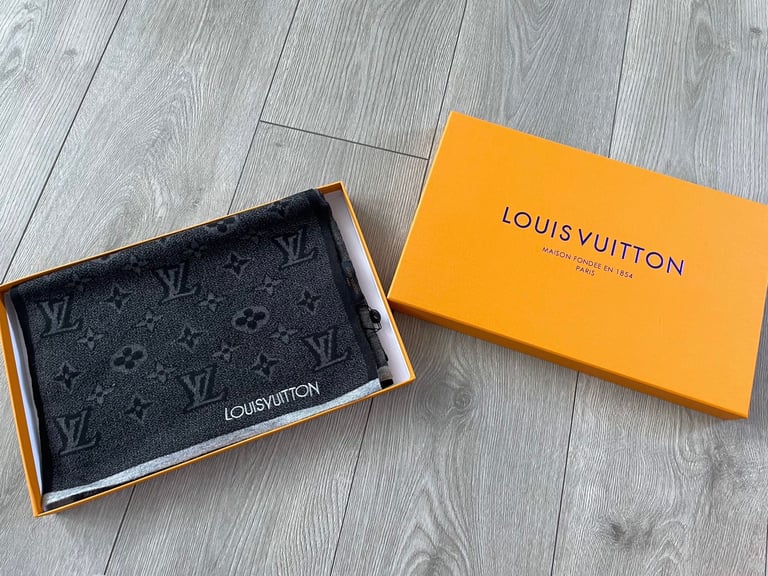 Louis Vuitton Hat Scarf FOR SALE! - PicClick UK