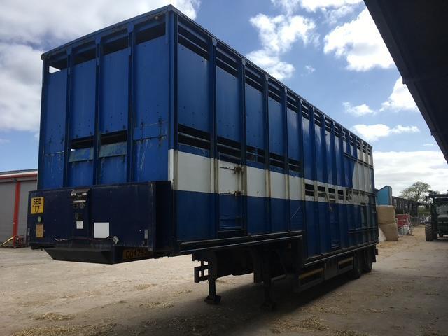Cartwright 36ft cattle trailer 