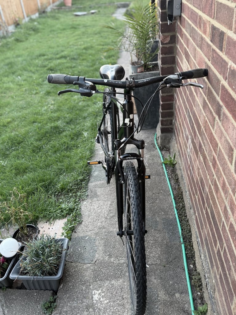 Cube bike large frame 