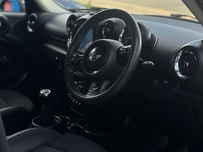 2014 MINI Countryman 1.6 Cooper 5dr [Chili Pack] Hatchback Petrol Manual