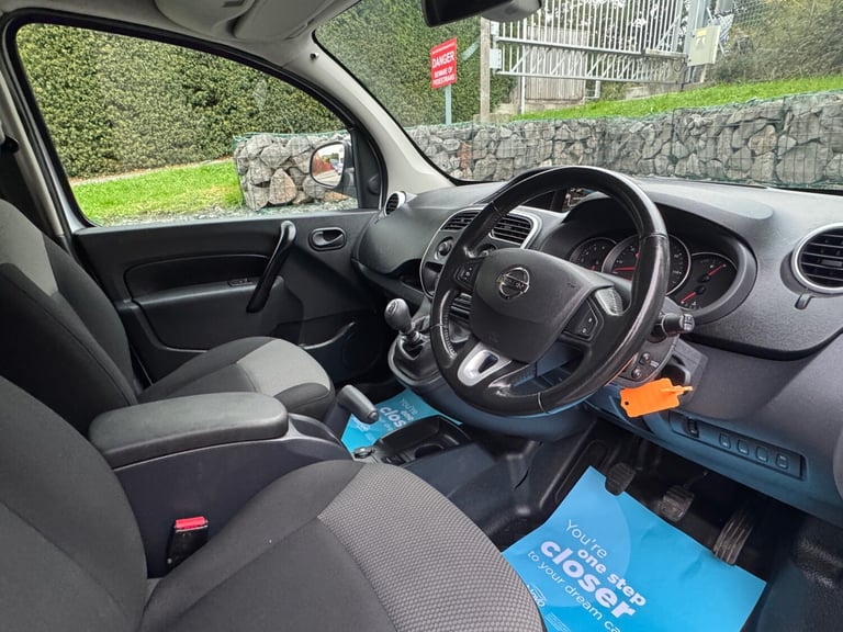 2021 Nissan NV250 1.5 dCi Tekna L1 Euro 6 4dr PANEL VAN Diesel Manual