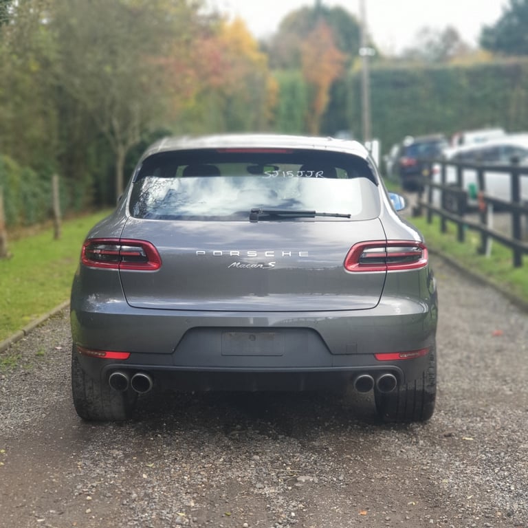 PORSCHE MACAN S (2015) 3.0 TD V6 S SUV 5dr Diesel PDK 4WD Euro 6 260P/S STUNNING