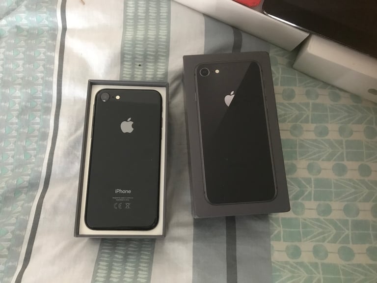 APPLE IPHONE 8 64GB UNLOCKED EXCELLENT CONDITION 