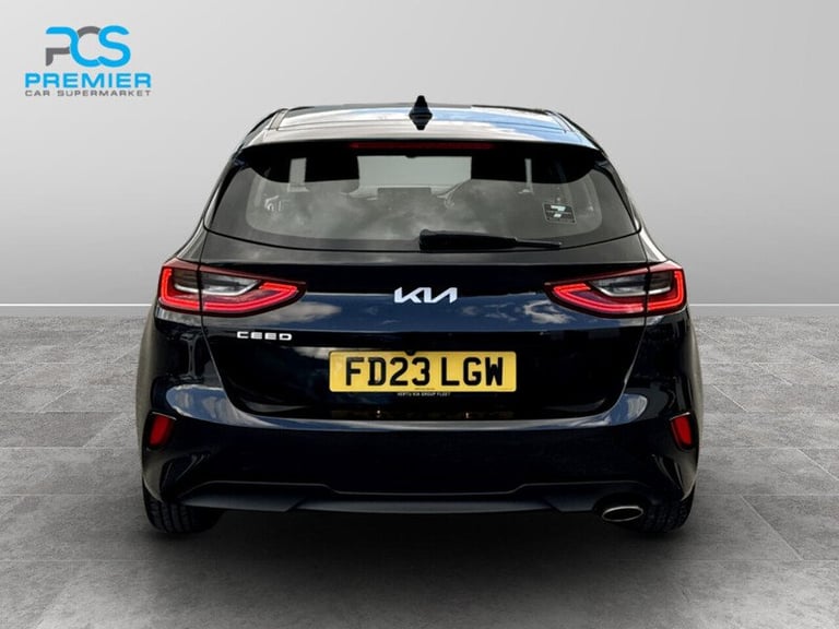 2023 Kia Ceed 1.5T GDi ISG 2 5dr HATCHBACK PETROL Manual