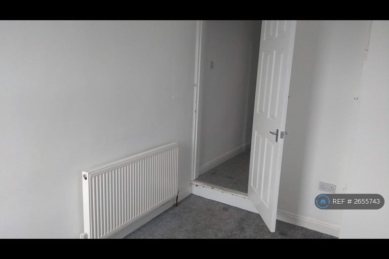 3 bedroom house in Ragdale Road, Nottingham, NG6 (3 bed) (#2655743)