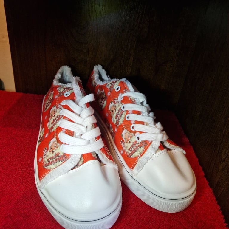 Christmas Santa Print Trainers – Red “Merry Christmas” Lace-Up Shoes – Size EU 41 / UK 7 – Brand New