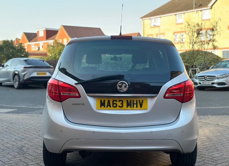 2013 Vauxhall Meriva 1.4i 16V SE 5dr MPV Petrol Manual