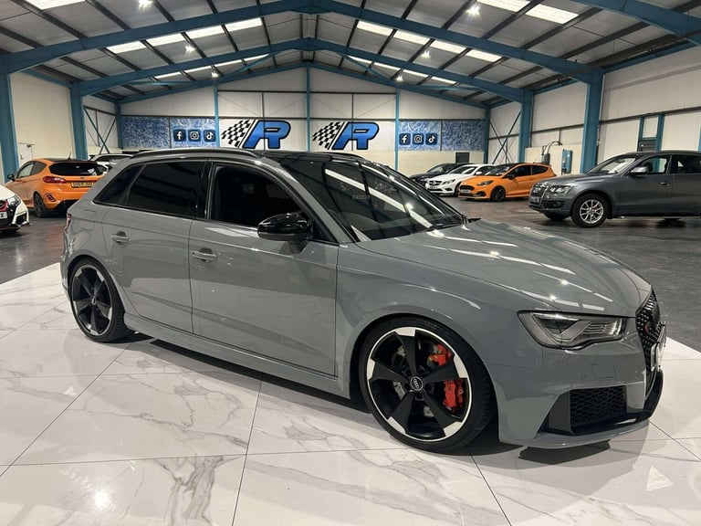 image for 2015 Audi RS3 2.5 TFSI RS 3 Quattro 5dr S Tronic HATCHBACK Petrol Automatic