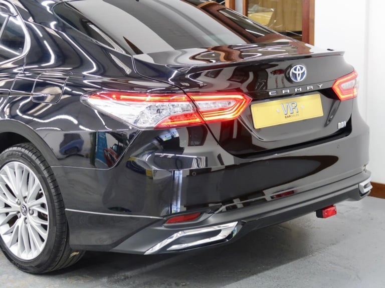 2020 Toyota Camry 2.5 VVT-h Excel CVT Euro 6 (s/s) 4dr Saloon Petrol/Electric Hybrid Automatic