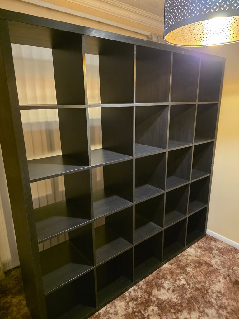 5x5 Ikea Kallax unit