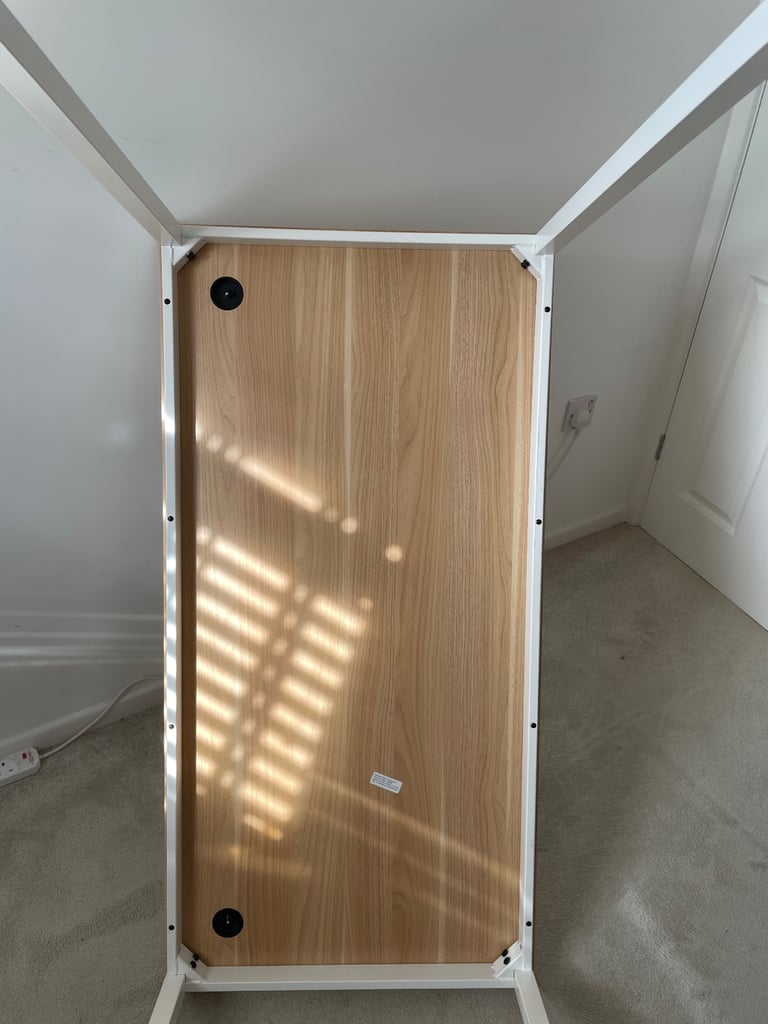 Computer desk