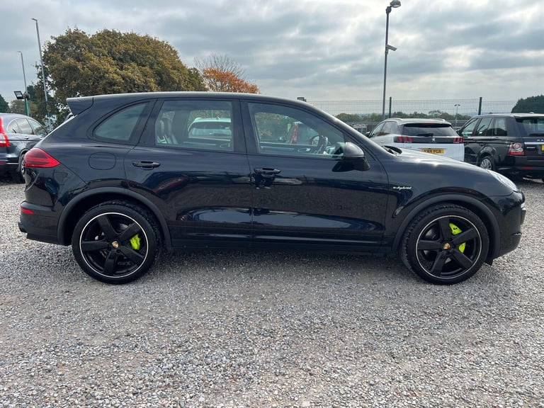 2016 Porsche Cayenne S E-Hybrid 5dr Tiptronic S ESTATE PETROL/ELECTRIC Automatic