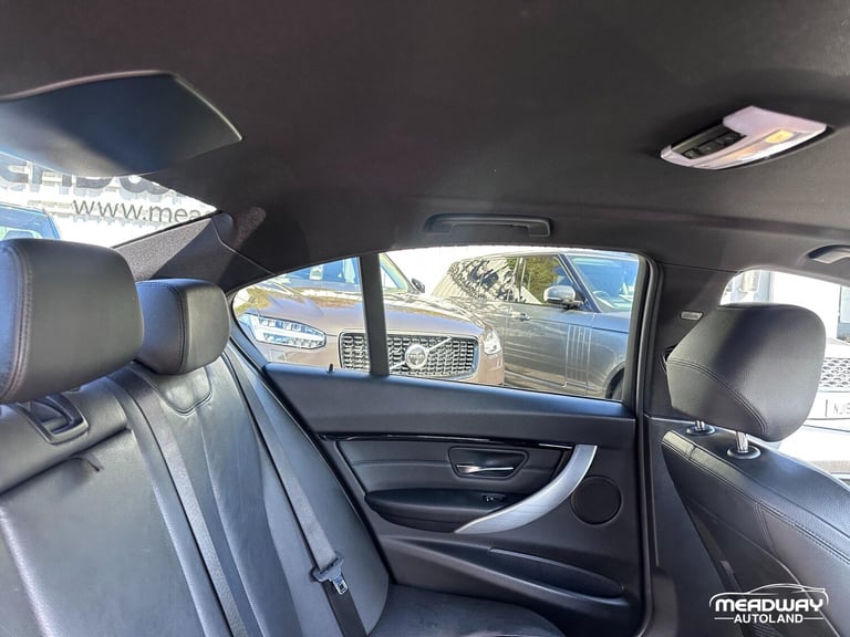 2017 BMW 3 Series 2.0 330e 7.6kWh M Sport Auto Euro 6 (s/s) 4dr SALOON Petrol/Electric Hybrid Aut...