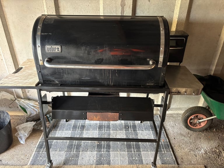 image for Weber ex6 smoker
