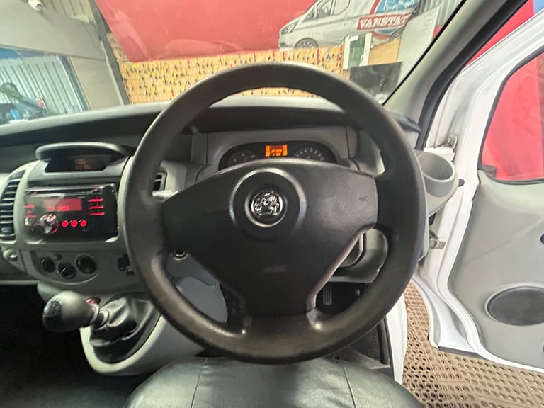 2006 Vauxhall Vivaro Vivaro 2900 DI SWB Crew Cab DIESEL Manual