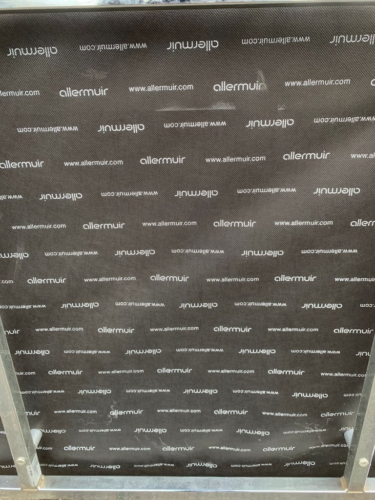 Allermuir leather single tub chair (4 available )  (Free delivery to Sheffield, Rotherham 