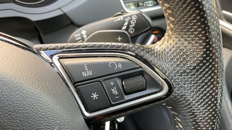 2016 Audi Q3 1.4T FSI S Line Navigation 5dr S Tronic SUV Petrol Automatic